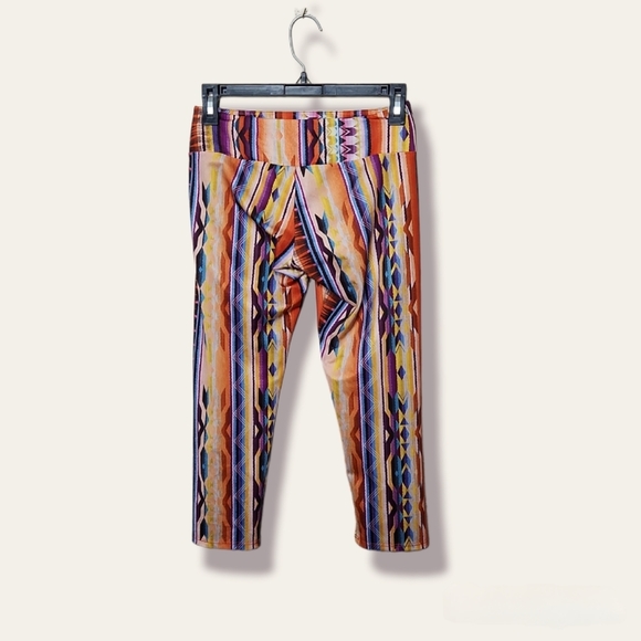 ONZIE Southwest Sunshine Crop Leggings - Picture 4 of 8